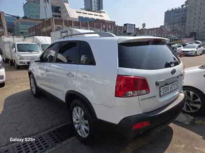 Kia Sorento 2011, 210000 км, за 3451.19 USD