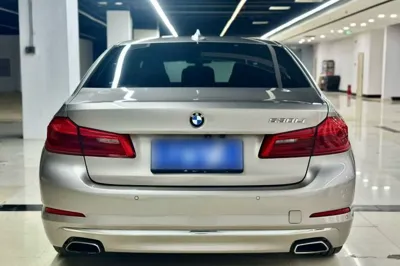 BMW 5 Series 2019, 76200 км, за 22553 USD