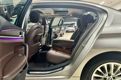 BMW 5 Series 2019, 76200 км, за 22553 USD - фото 18