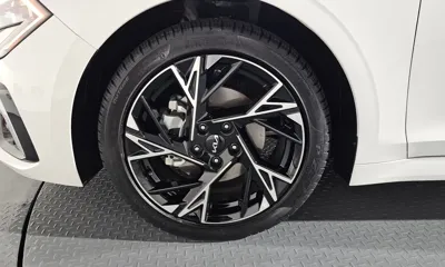 Kia K5 2026, 5748 км, за 21347.86 USD