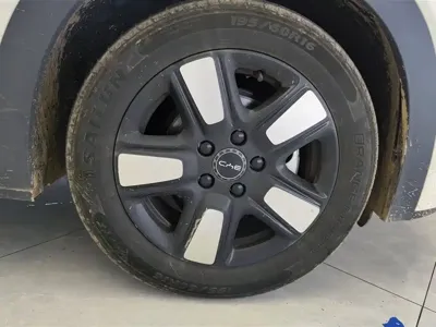 BYD Dolphin 2025, 34800 км, за 11775.22 USD - фото 6