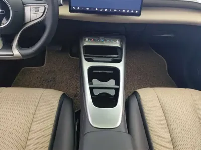 BYD Dolphin 2025, 34800 км, за 11775.22 USD - фото 16