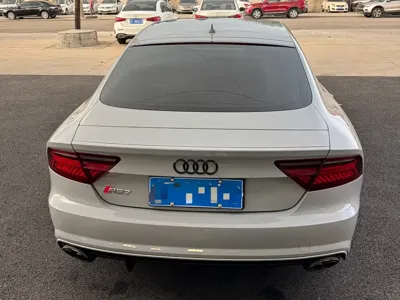 Audi A7 2018, 110000 км, за 21777.09 USD