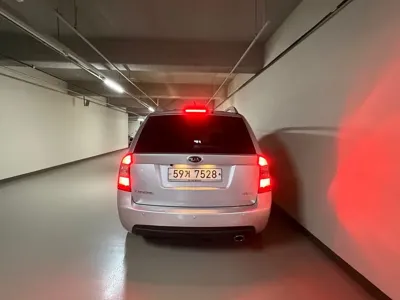 Kia Carens 2012, 62000 км, за 3216.49 USD