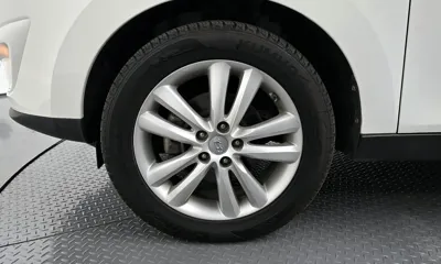 Hyundai Tucson 2013, 104872 км, за 5047.92 USD