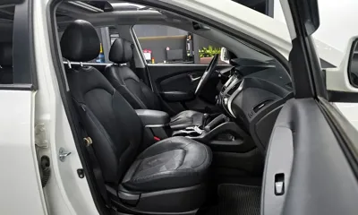 Hyundai Tucson 2013, 104872 км, за 5047.92 USD - фото 10