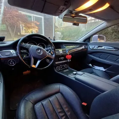 Mercedes-Benz CLS-Class 2013, 183000 км, за 5251.41 USD