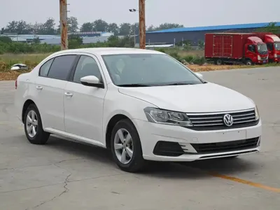 Volkswagen Lavida 2023, 30000 км, за 5076.74 USD