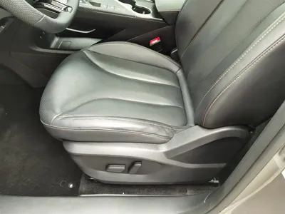 Roewe RX5 2023, 45500 км, за 7930.98 USD - фото 20