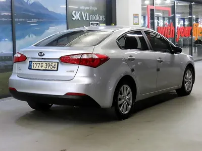Kia K3 2014, 201392 км, за 2955.86 USD