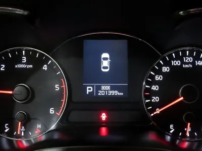Kia K3 2014, 201392 км, за 2955.86 USD - фото 9