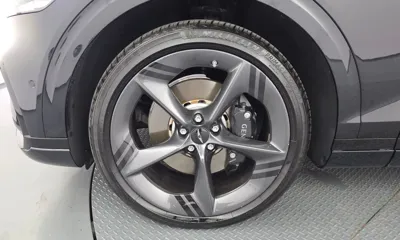 Genesis GV70 2025, 37144 км, за 37350.66 USD