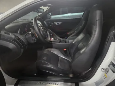 Jaguar F-Type 2015, 81000 км, за 20349.22 USD