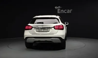Mercedes-Benz GLA-Class 2019, 39650 км, за 12472.1 USD