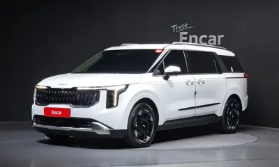Kia Canival · 2025 год