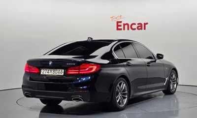 BMW 5-Series 2019, 100916 км, за 18970.72 USD