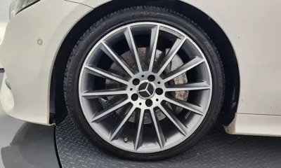 Mercedes-Benz E-Class 2019, 160349 км, за 19491.24 USD