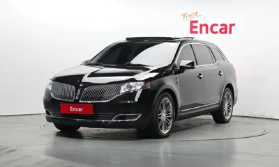 Lincoln MKT · 2014 год