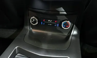 Lincoln MKT 2014, 73546 км, за 6607.2 USD - фото 19
