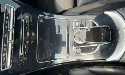 Mercedes-Benz C-Class 2017, 144554 км, за 8458.68 USD - фото 9