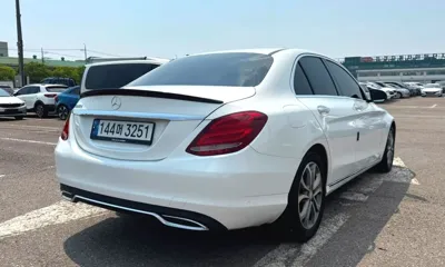 Mercedes-Benz C-Class 2017, 144554 км, за 8458.68 USD - фото 17