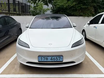 Tesla Model 3 · 2024 год