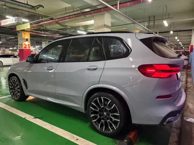 BMW X5 2026, 965 км, за 49113.82 USD