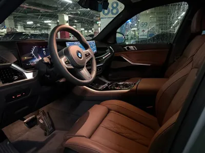 BMW X5 2026, 965 км, за 49113.82 USD - фото 10