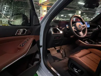 BMW X5 2026, 965 км, за 49113.82 USD - фото 11