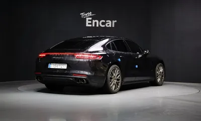 Porsche Panamera 2018, 115215 км, за 39072.82 USD