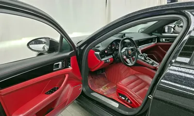 Porsche Panamera 2018, 115215 км, за 39072.82 USD - фото 10