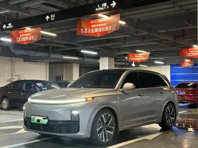 Li Auto Li L7 · 2023 год
