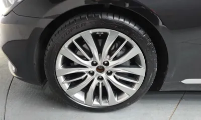 Genesis G80 2019, 139570 км, за 12833.88 USD