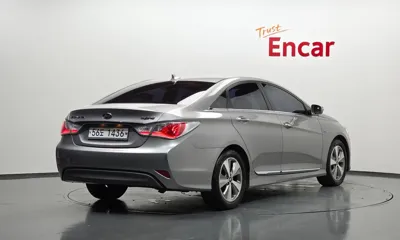 Hyundai Sonata 2012, 152525 км, за 2795.29 USD