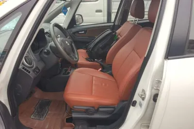 Suzuki SX4 2013, 129100 км, за 4574 USD