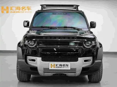 Land Rover Defender 2024, 55000 км, за 90501.73 USD