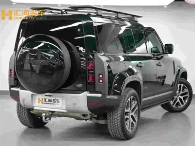 Land Rover Defender 2024, 55000 км, за 90501.73 USD