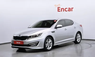 Kia K5 · 2011 год