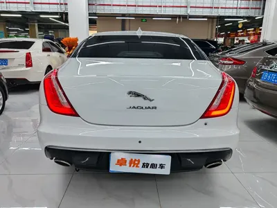 Jaguar XJ 2017, 139000 км, за 13213.4 USD
