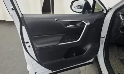 Toyota RAV4 2024, 43912 км, за 23959.56 USD - фото 24