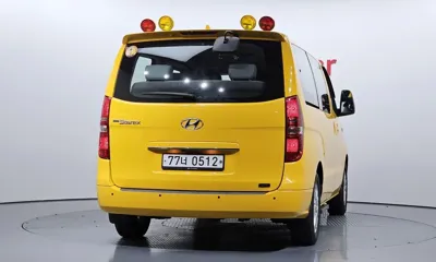 Hyundai Starex 2020, 99743 км, за 12151.86 USD