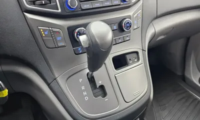 Hyundai Starex 2020, 99743 км, за 12151.86 USD - фото 9