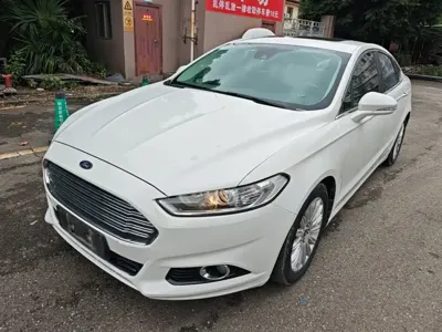 Ford Mondeo 2016, 131300 км, за 5534.07 USD