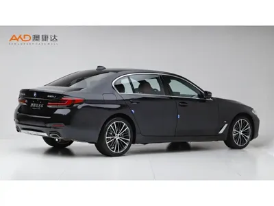 BMW 5 Series 2021, 122000 км, за 24530.96 USD