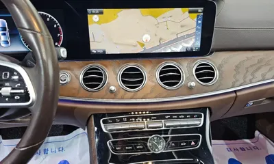 Mercedes-Benz E-Class 2019, 88380 км, за 18493.56 USD - фото 15