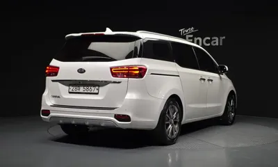 Kia Canival 2019, 204166 км, за 5880.41 USD