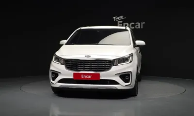 Kia Canival 2019, 204166 км, за 5880.41 USD