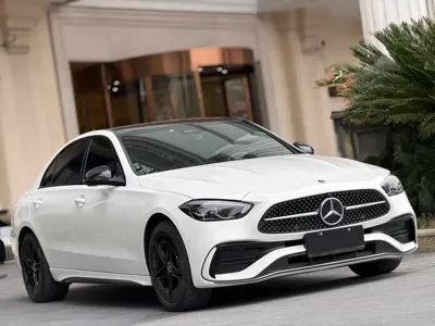 Mercedes-Benz C-Class 2023, 59000 км, за 21844.24 USD