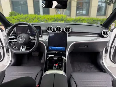 Mercedes-Benz C-Class 2023, 59000 км, за 21844.24 USD