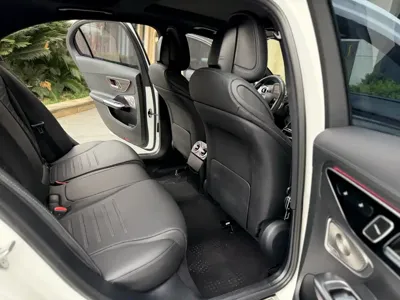 Mercedes-Benz C-Class 2023, 59000 км, за 21844.24 USD - фото 6